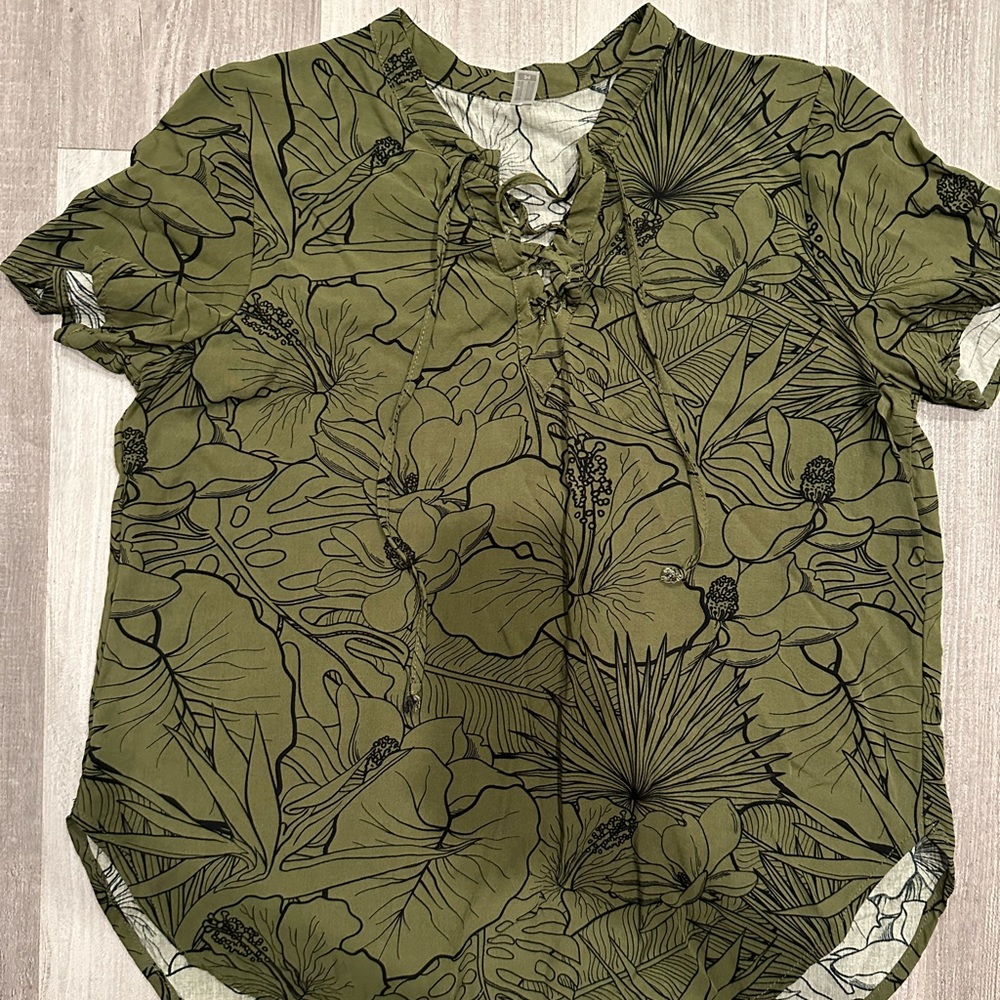 Hawaii’s Finest Top